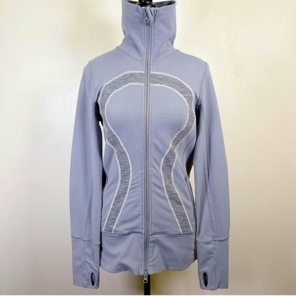 Lululemon In Stride Jacket
Fossil / Wee Are From Space Coal Fossil Size 6 - Picture 13 of 17